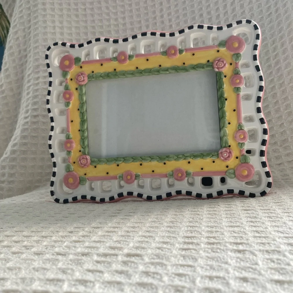 Vintage 2000 Mary Engelbreit Ceramic Picture Frame With Flowers
